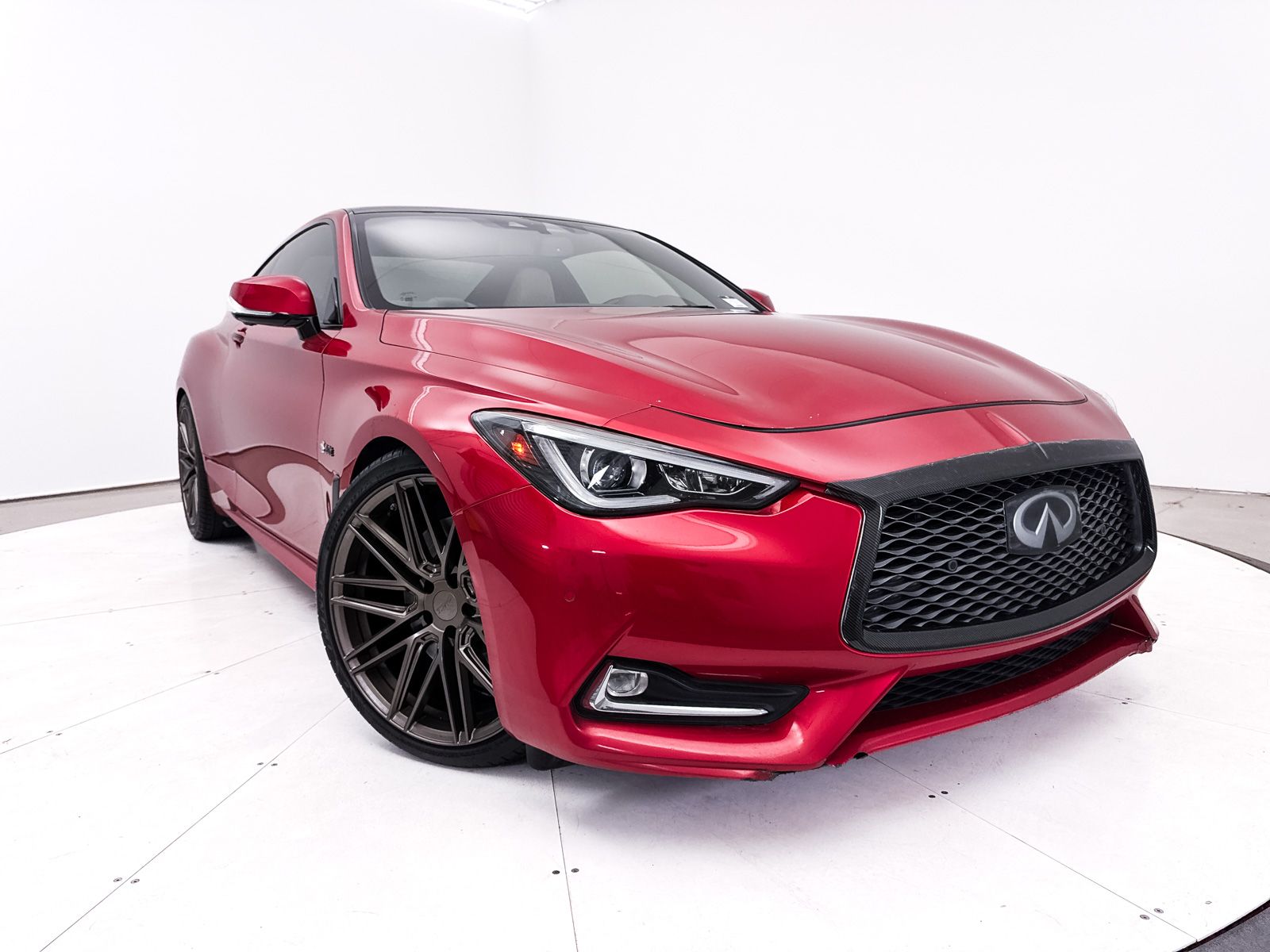 2017 INFINITI Q60 Red Sport 400