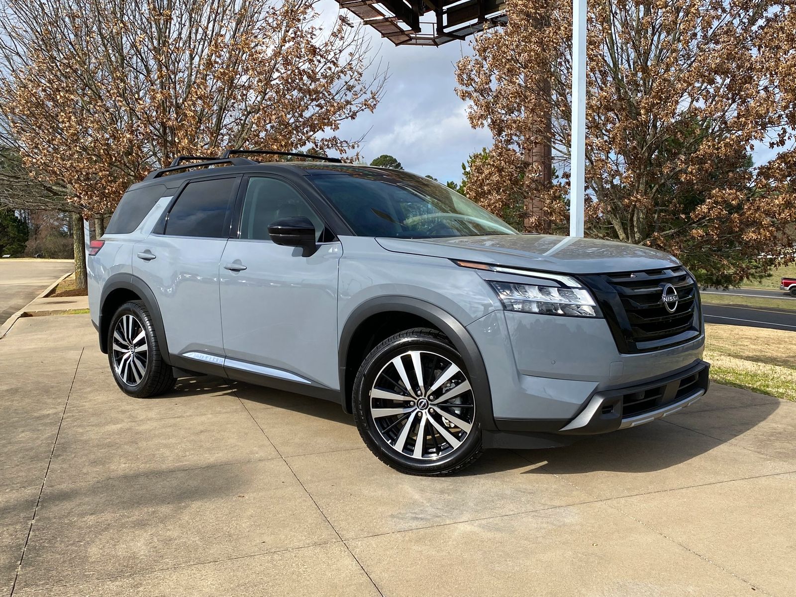 2024 Nissan Pathfinder Platinum 4WD