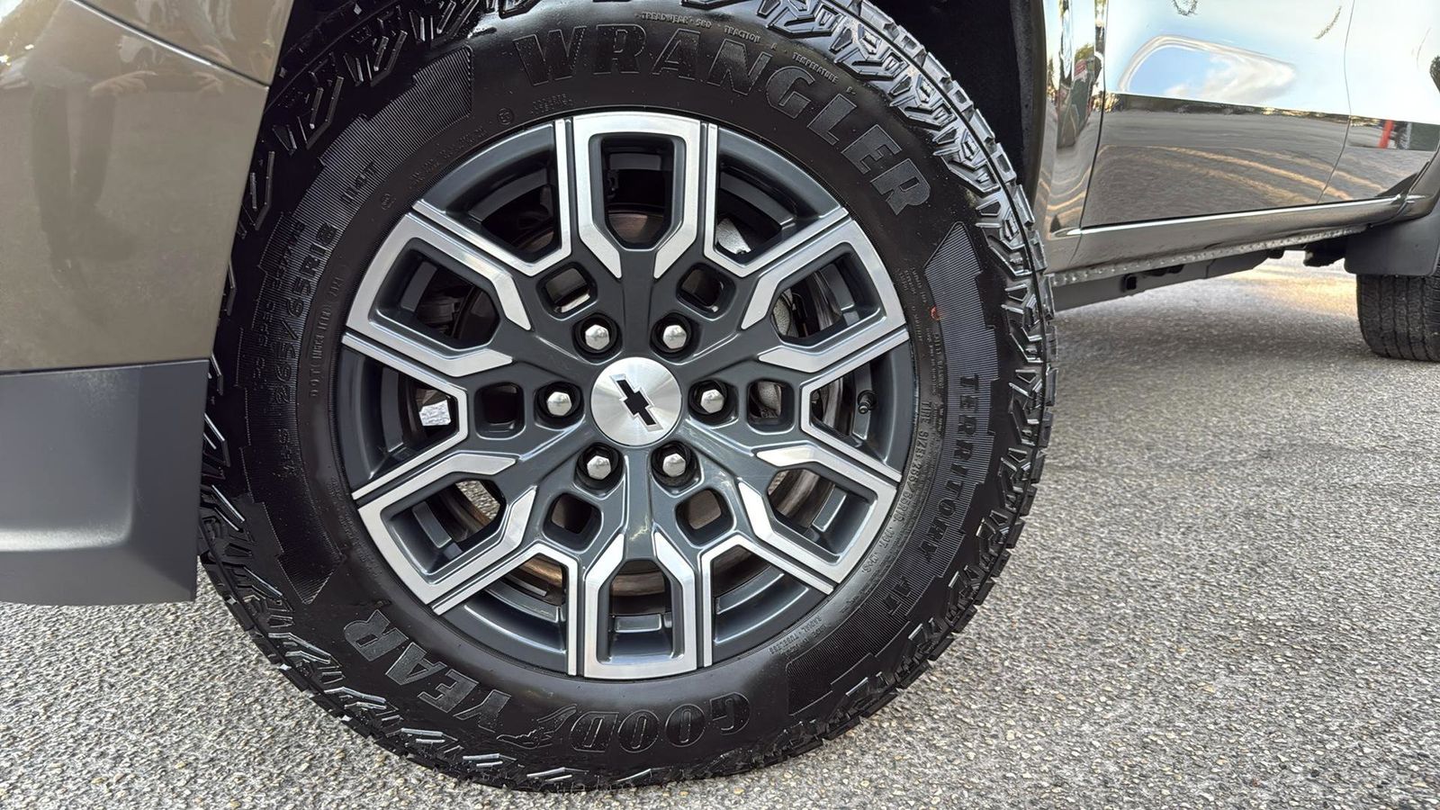 Used Car 2024 Chevrolet Colorado  Z71 For Sale Under $40,000 In Austin, Texas