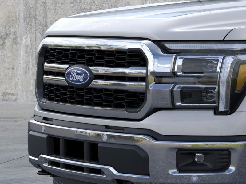 New 2026 Iconic Silver Metallic Ford Lariat image 17