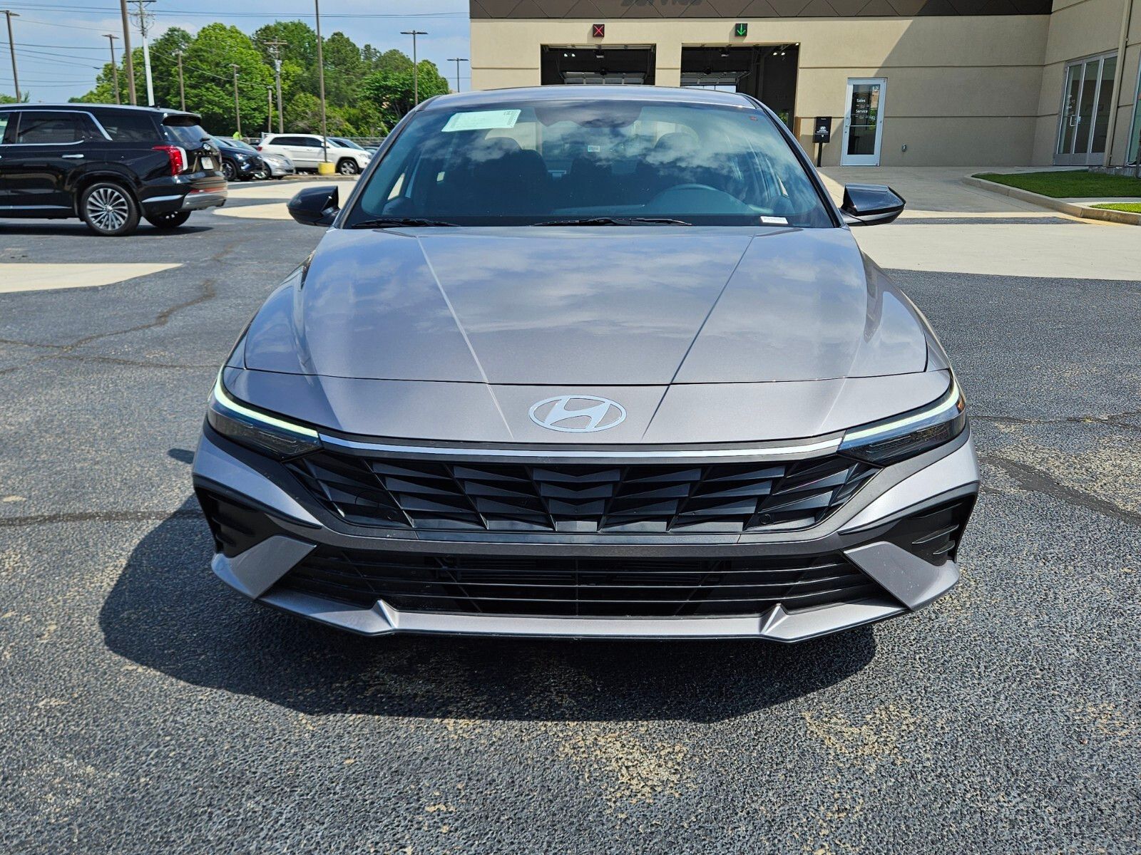 New 2025 Silver Hyundai SEL Sport image 2