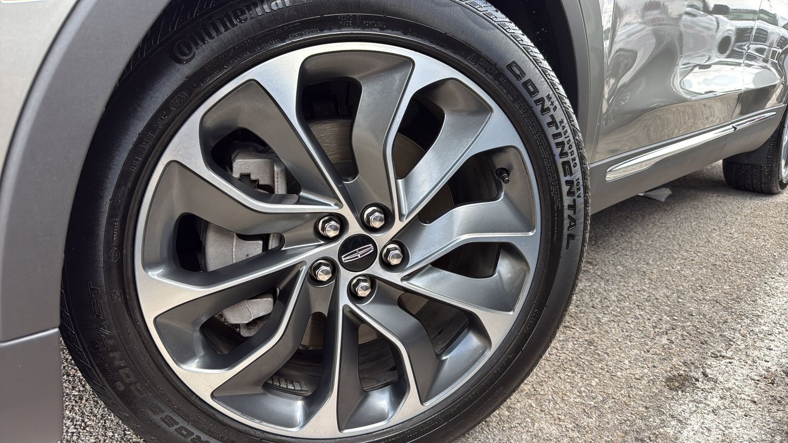Used Car 2023 Lincoln Nautilus  Reserve For Sale Under $40,000 In Austin, Texas