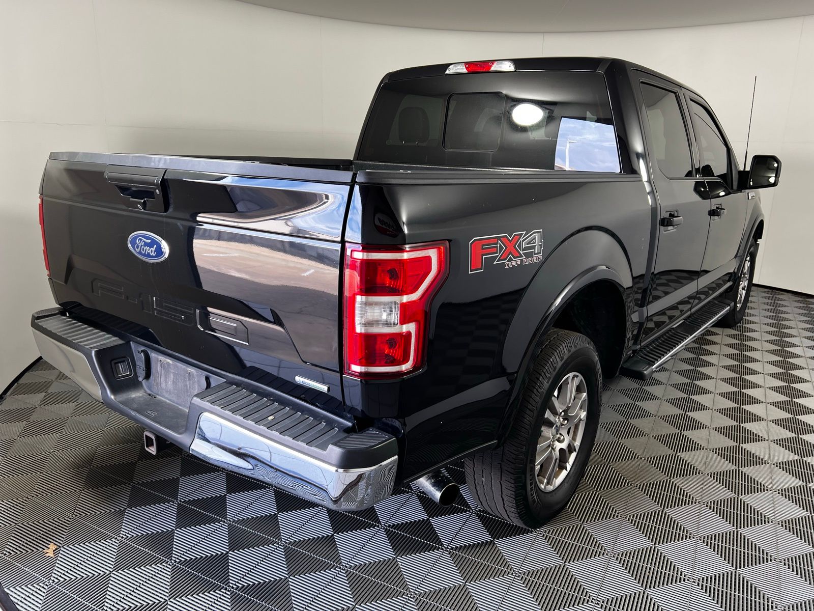 Thumbnail: 2019 Ford F-150 - 5