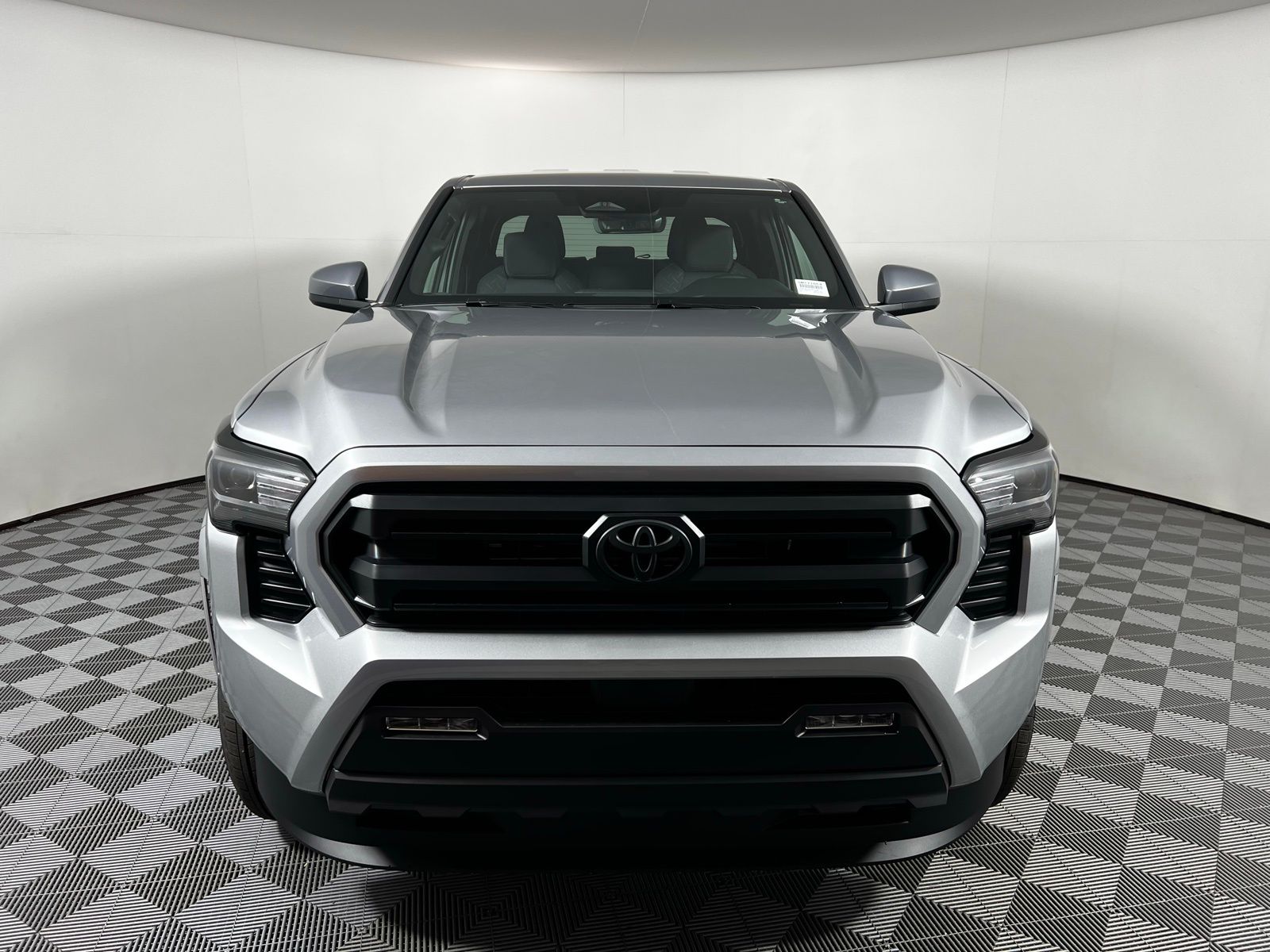 Thumbnail: 2025 Toyota Tacoma - 2