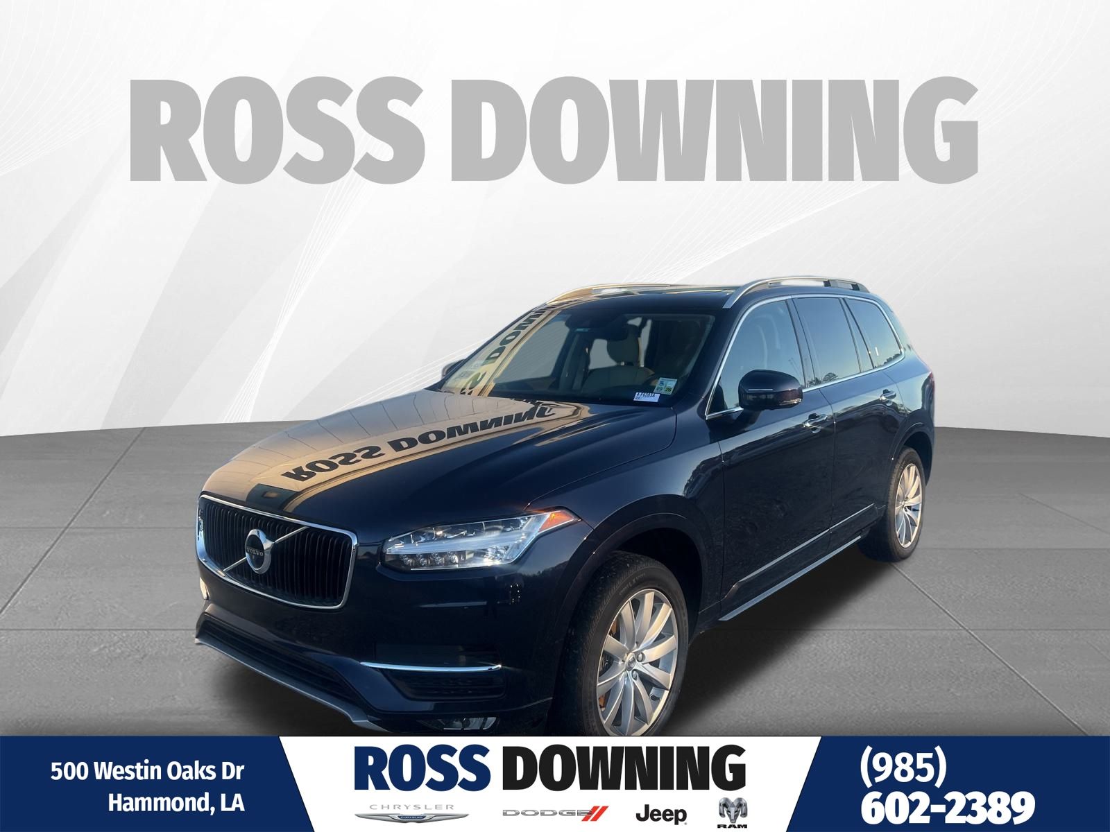 2017 Volvo XC90 T6 Momentum AWD