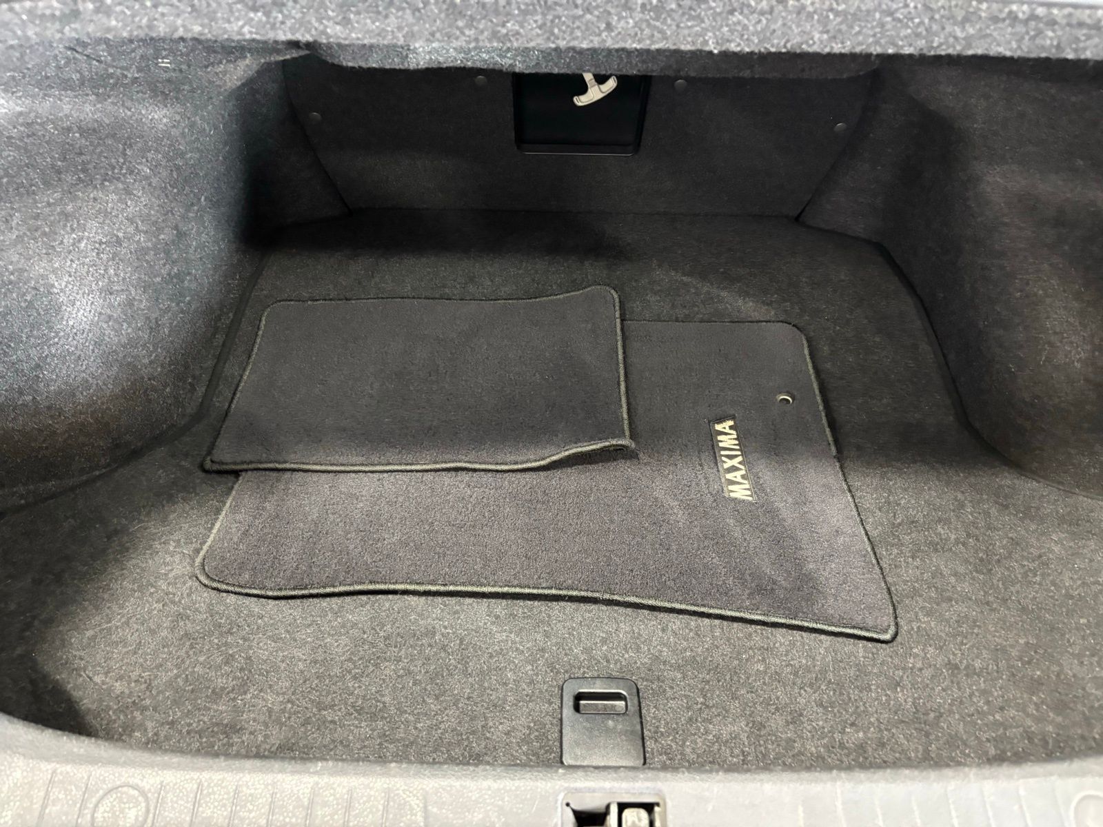 Used Car 2009 Nissan Maxima  3.5 Sv For Sale Under $10,000 In Austin, Texas