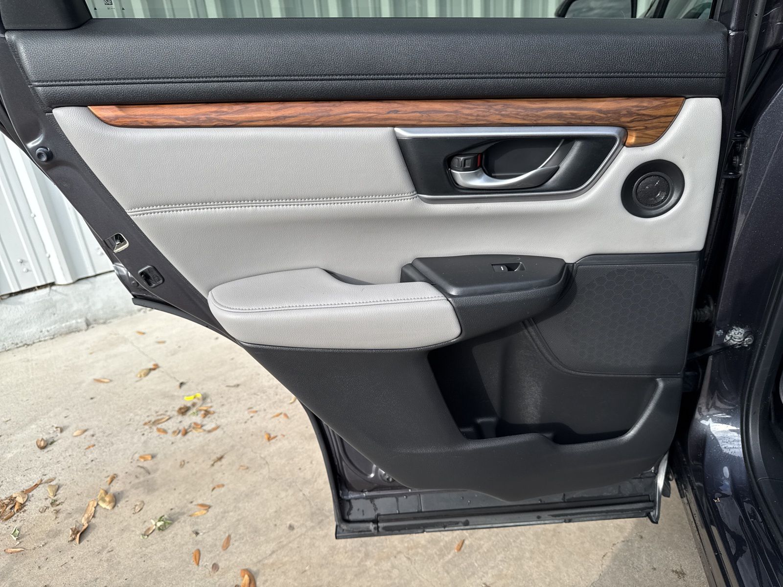 Used Car 2018 Honda Cr-v  Ex-l For Sale Under $25,000 In Austin, Texas