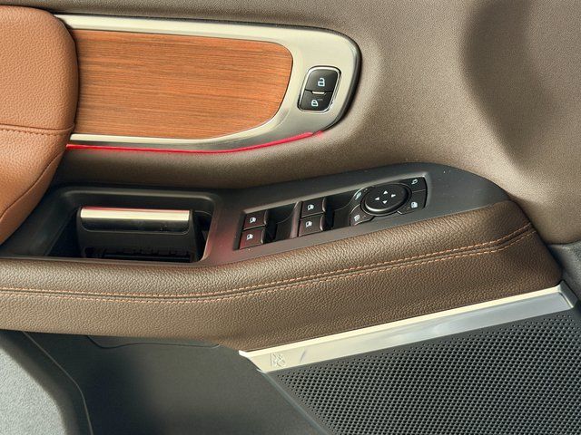 New 2027 Agate Black Metallic Ford King Ranch image 40