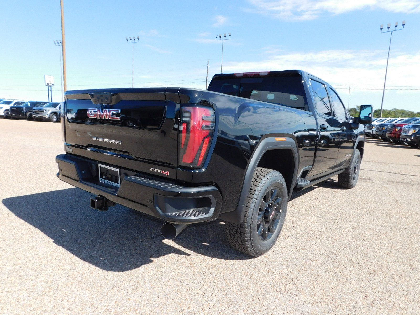 2025 GMC Sierra 2500HD AT4 2