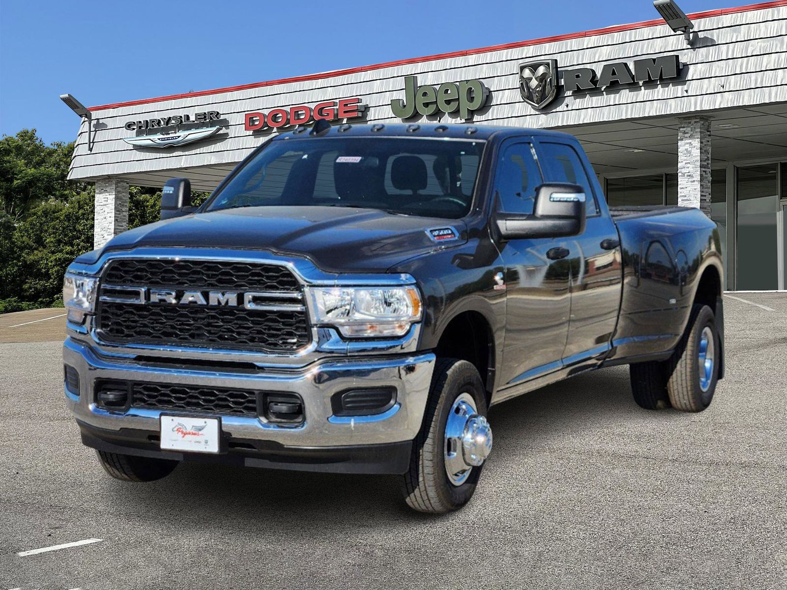 2024 Ram 3500 Tradesman 2