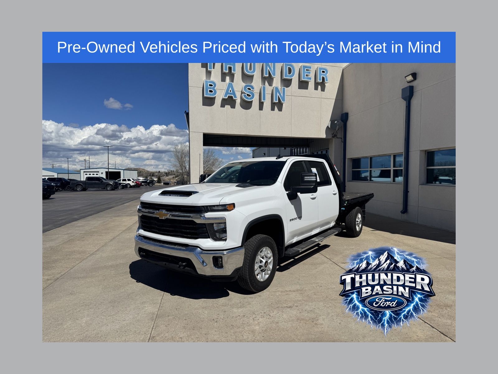 Summit White 2024 Chevrolet Silverado 2500HD LT Crew Cab LB 4WD Pickup Truck Four-Wheel Drive Automatic