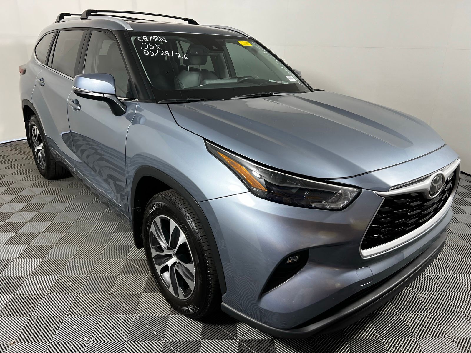 Thumbnail: 2024 Toyota Highlander - 3