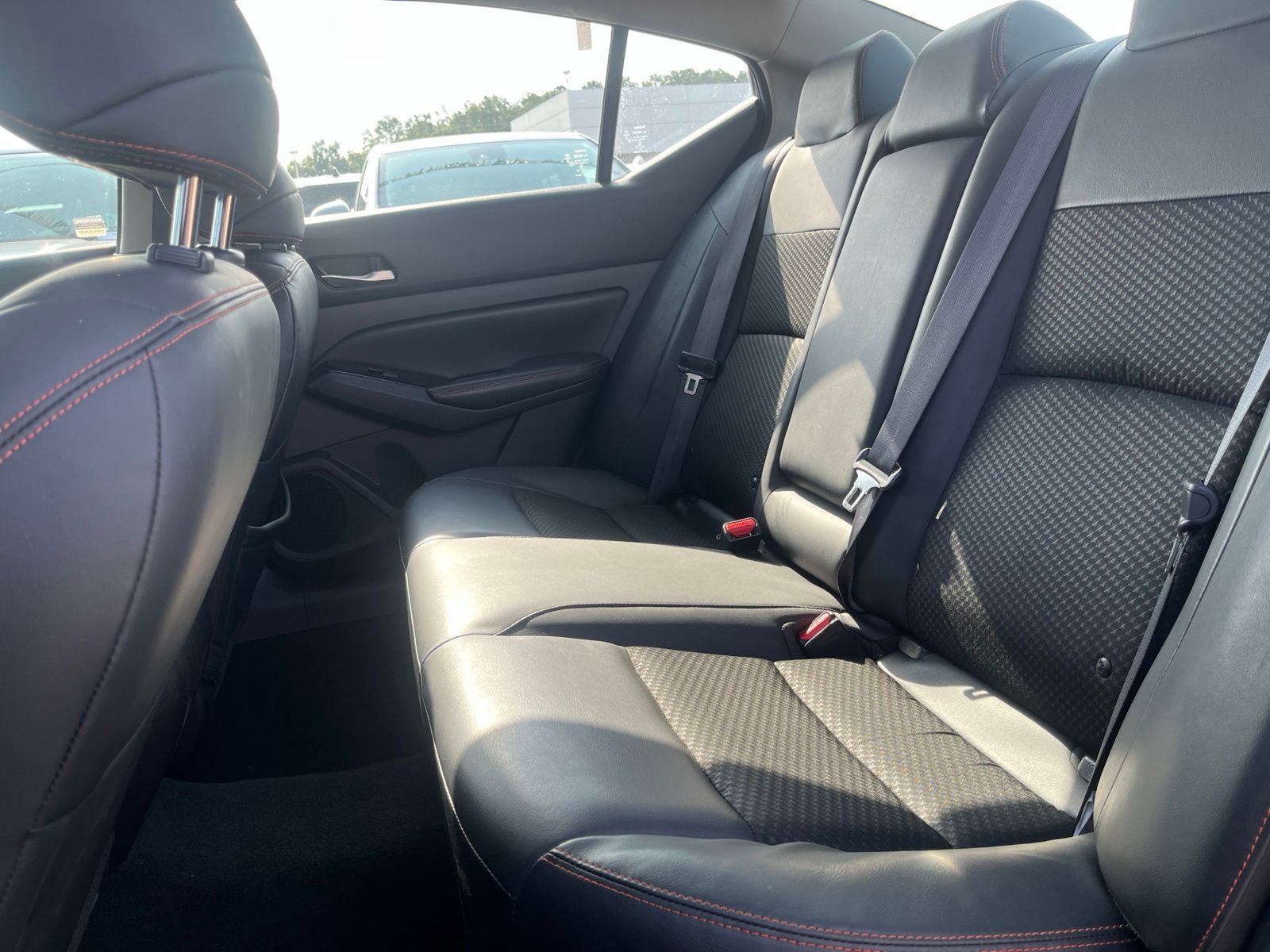 2024 Nissan Altima 2.5 SR - 11