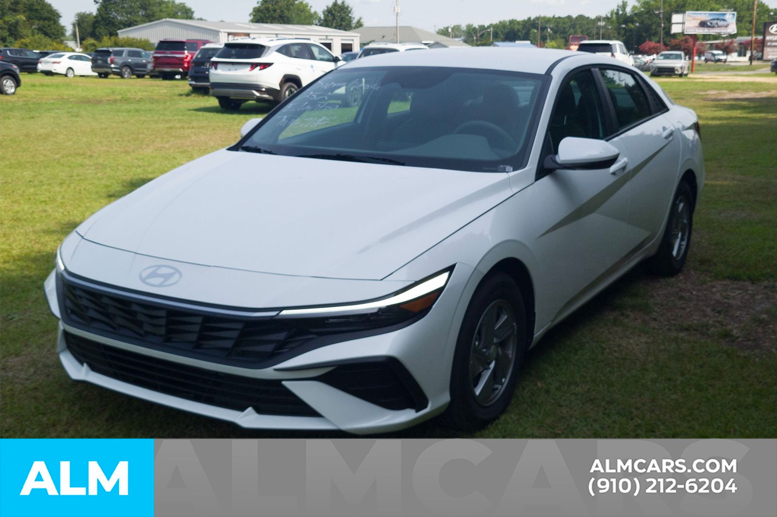 Used 2026 White Hyundai SE image 22