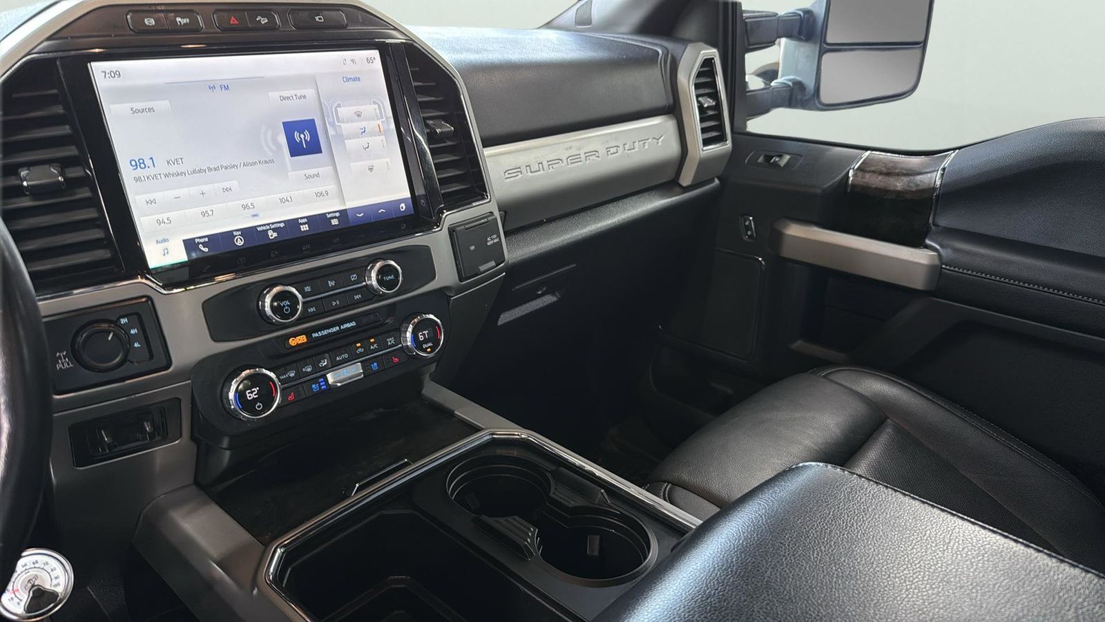 Used Car 2022 Ford F-350sd  Lariat For Sale Under $60,000 In Austin, Texas