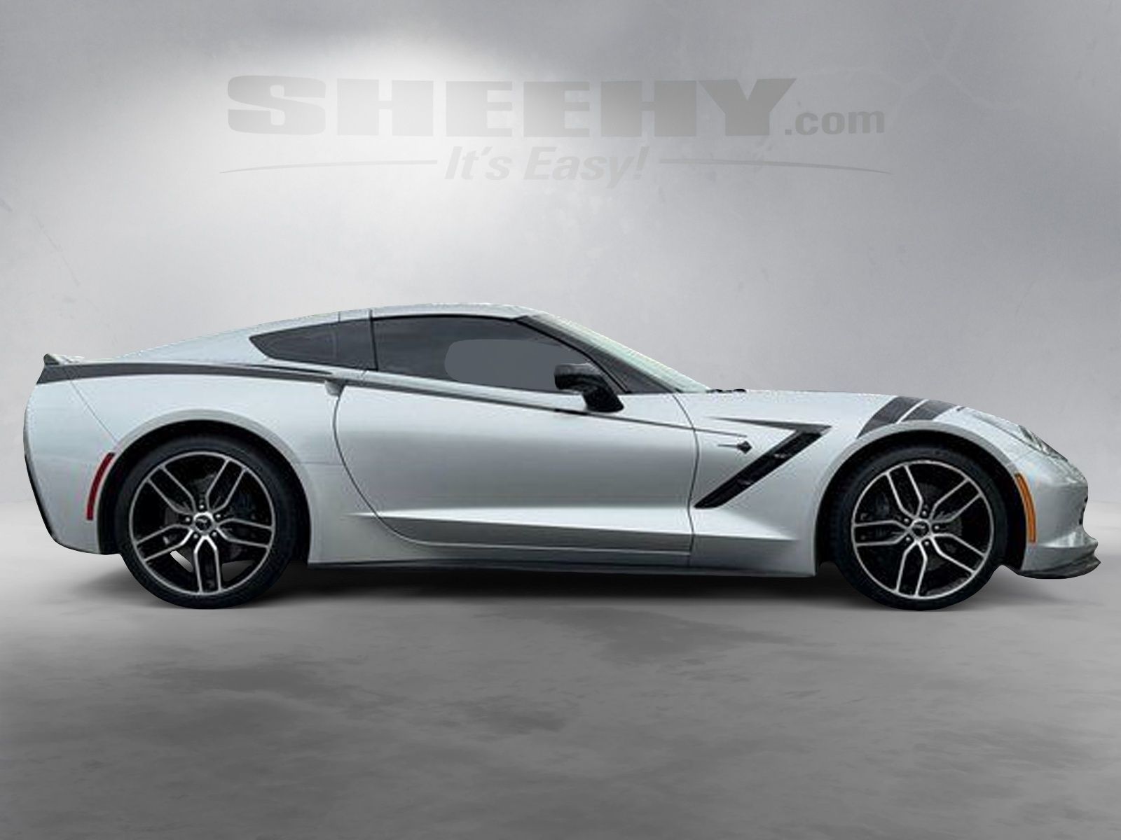 Used 2016 Silver Chevrolet Stingray Z51 image 11