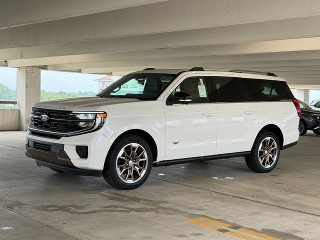 New 2027 Star White Metallic Tri-Coat Ford King Ranch image 2