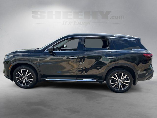 Used 2024 Black INFINITI Sensory image 16