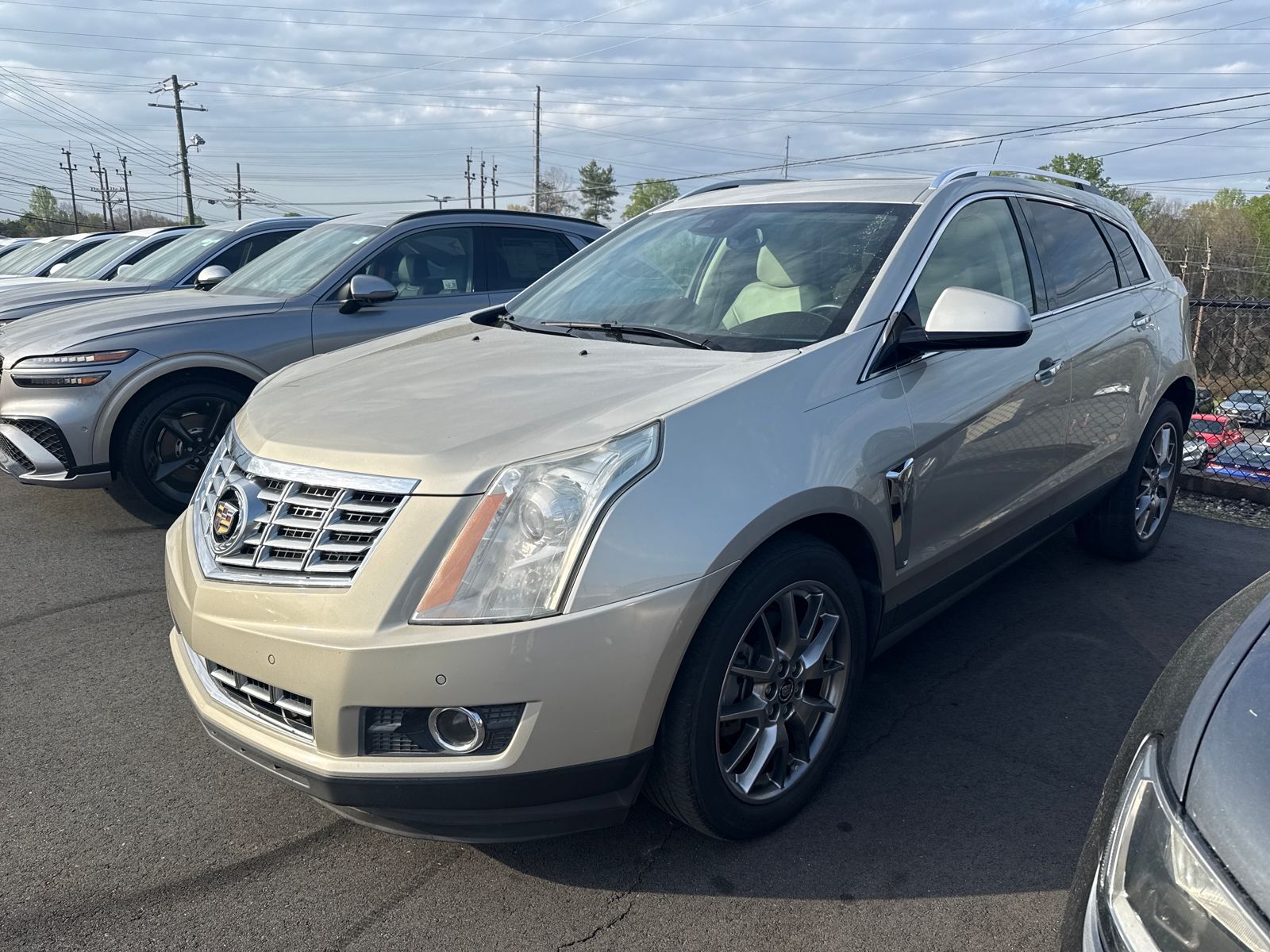 Silver Coast Metallic 2015 Cadillac SRX Performance FWD SUV / Crossover Front-Wheel Drive 6-Speed Automatic