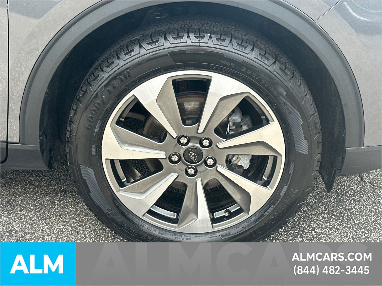Certified Used 2025 Carbonized Gray Metallic Ford Platinum image 14