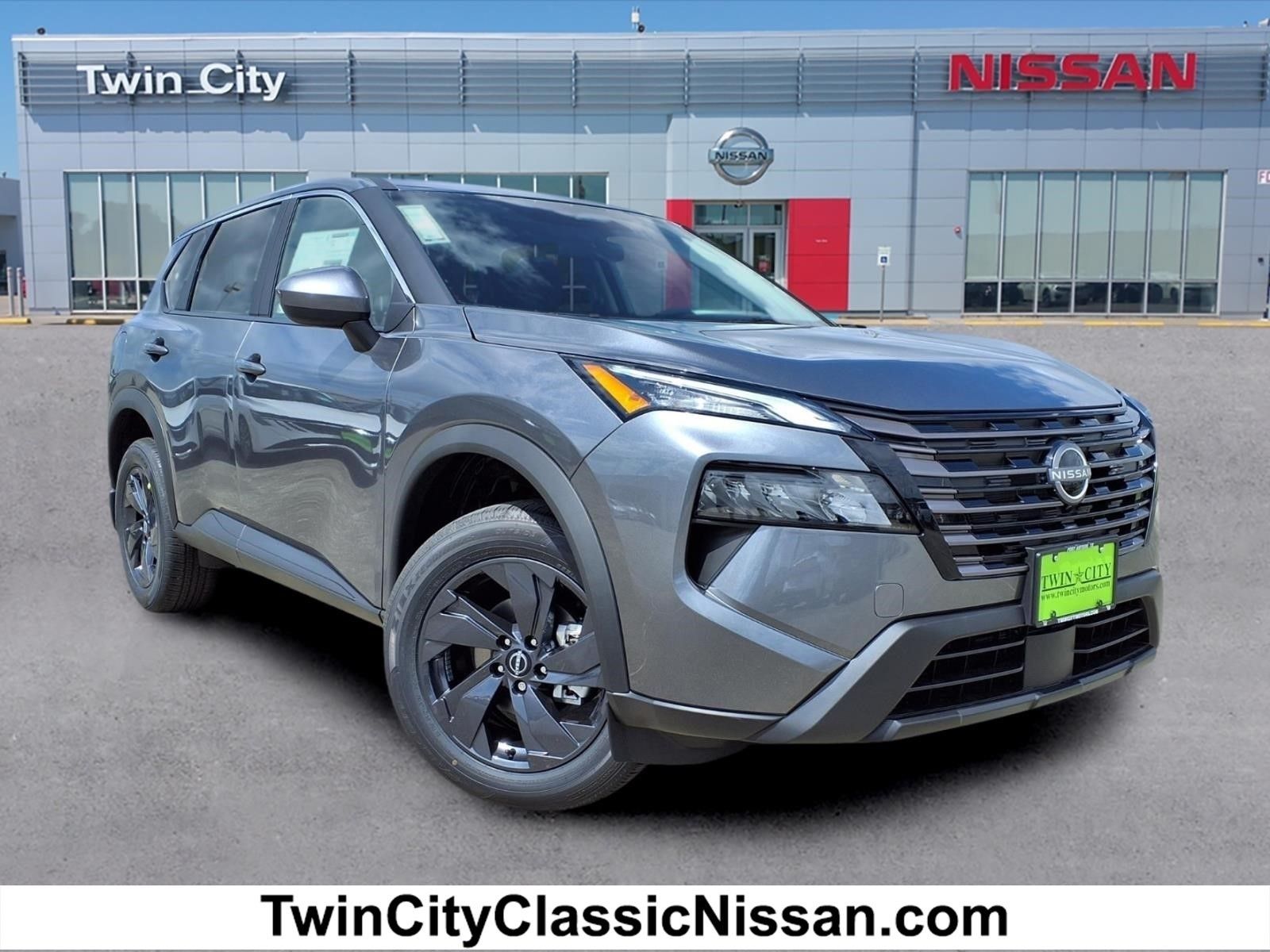 2026 Nissan Rogue SV FWD's photo