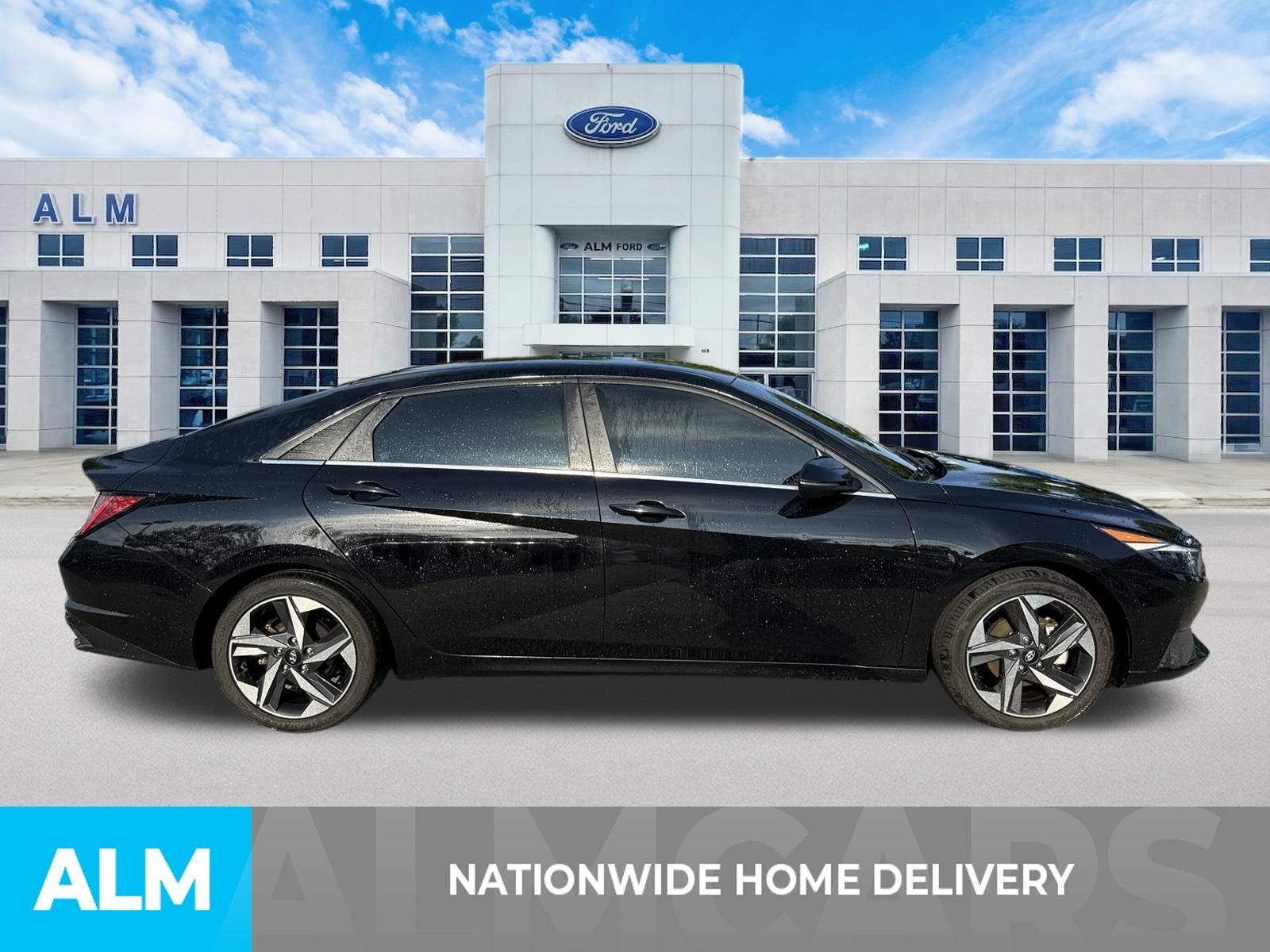 Used 2021 Black Hyundai Limited image 4