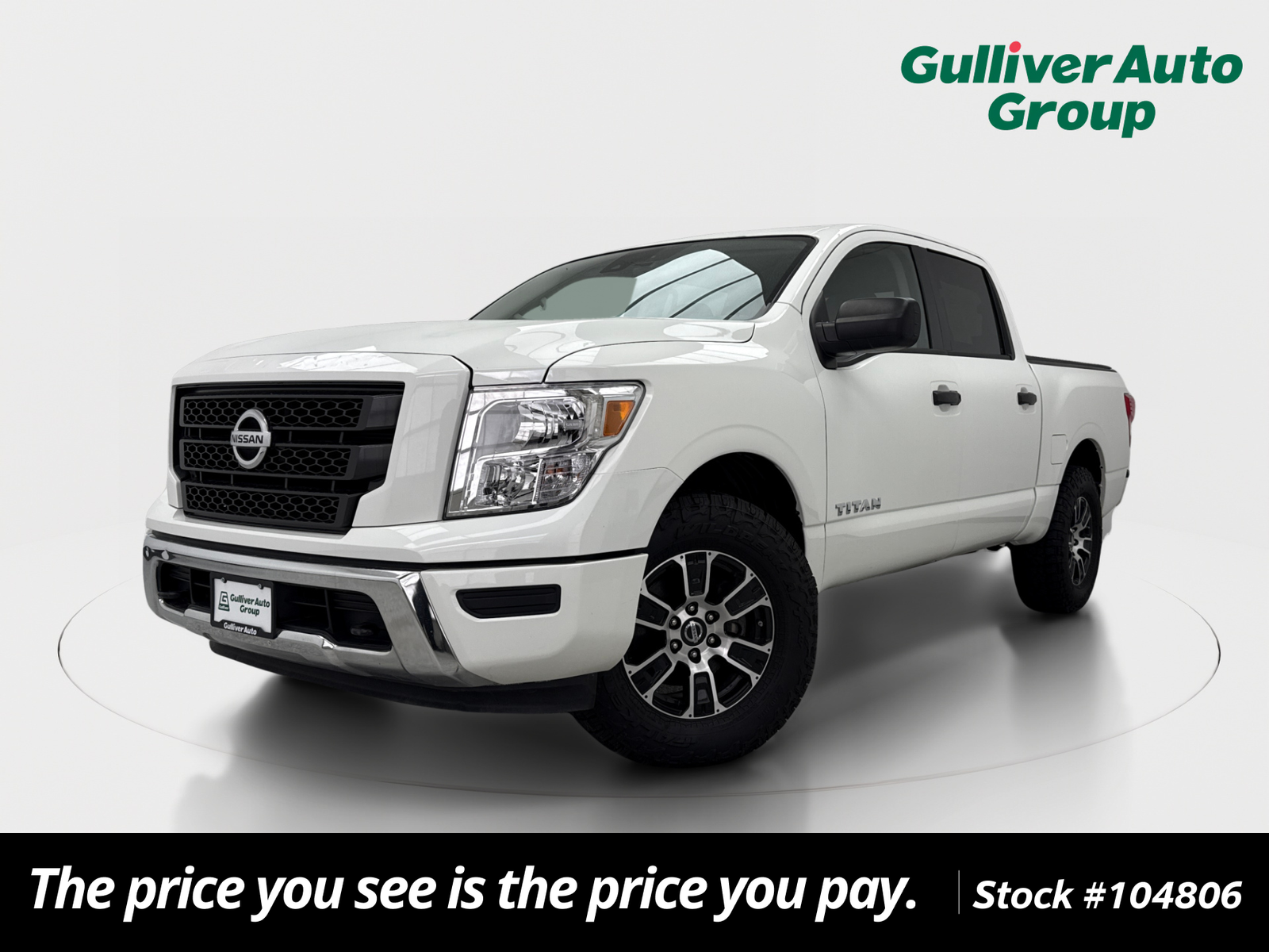 2022 Nissan Titan SV 4X4 Crew Cab's photo