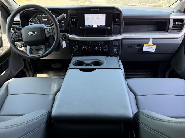 New 2025 Oxford White Ford XL image 14