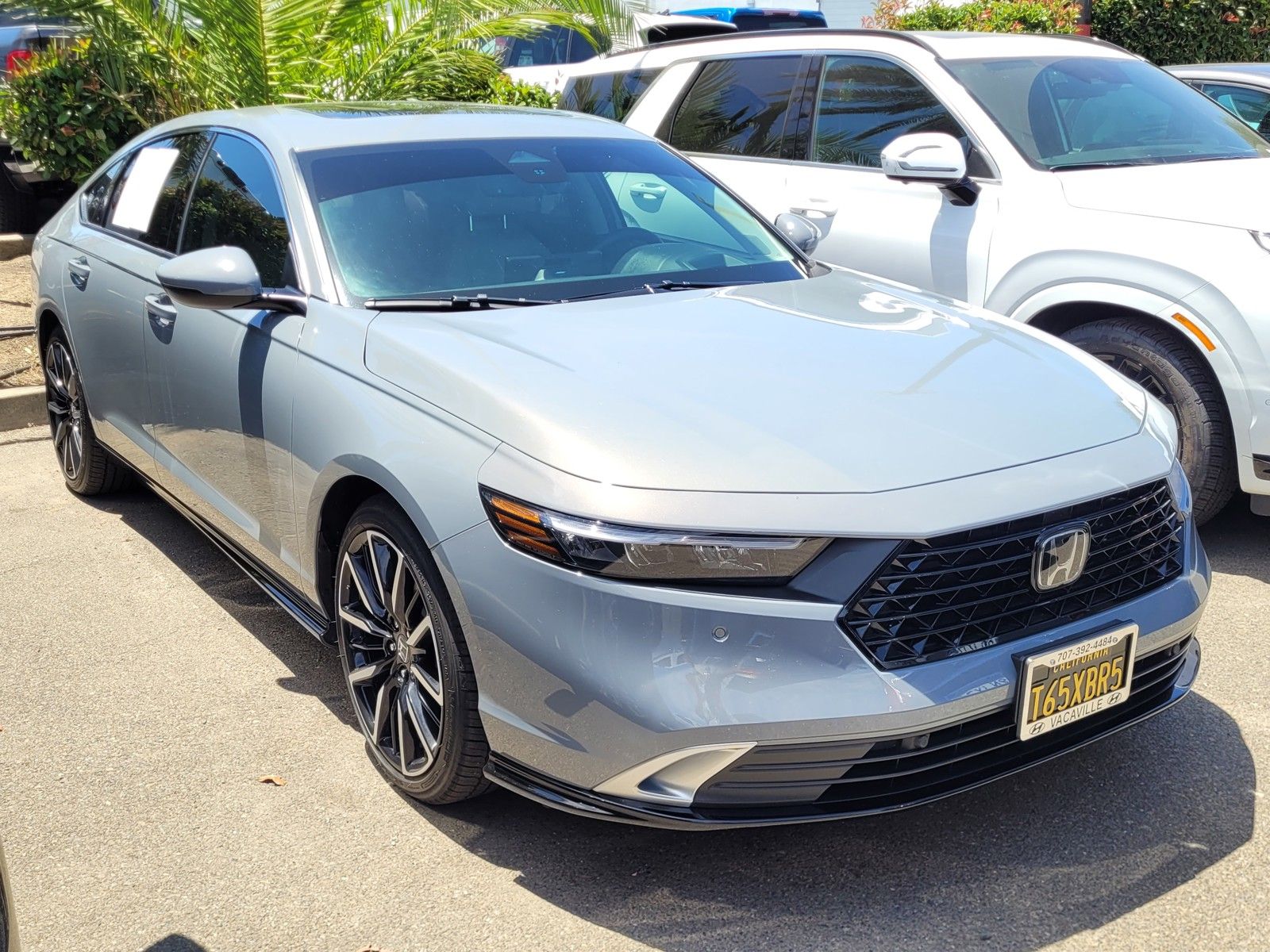 2025 Honda Accord Hybrid Touring - Photo 1