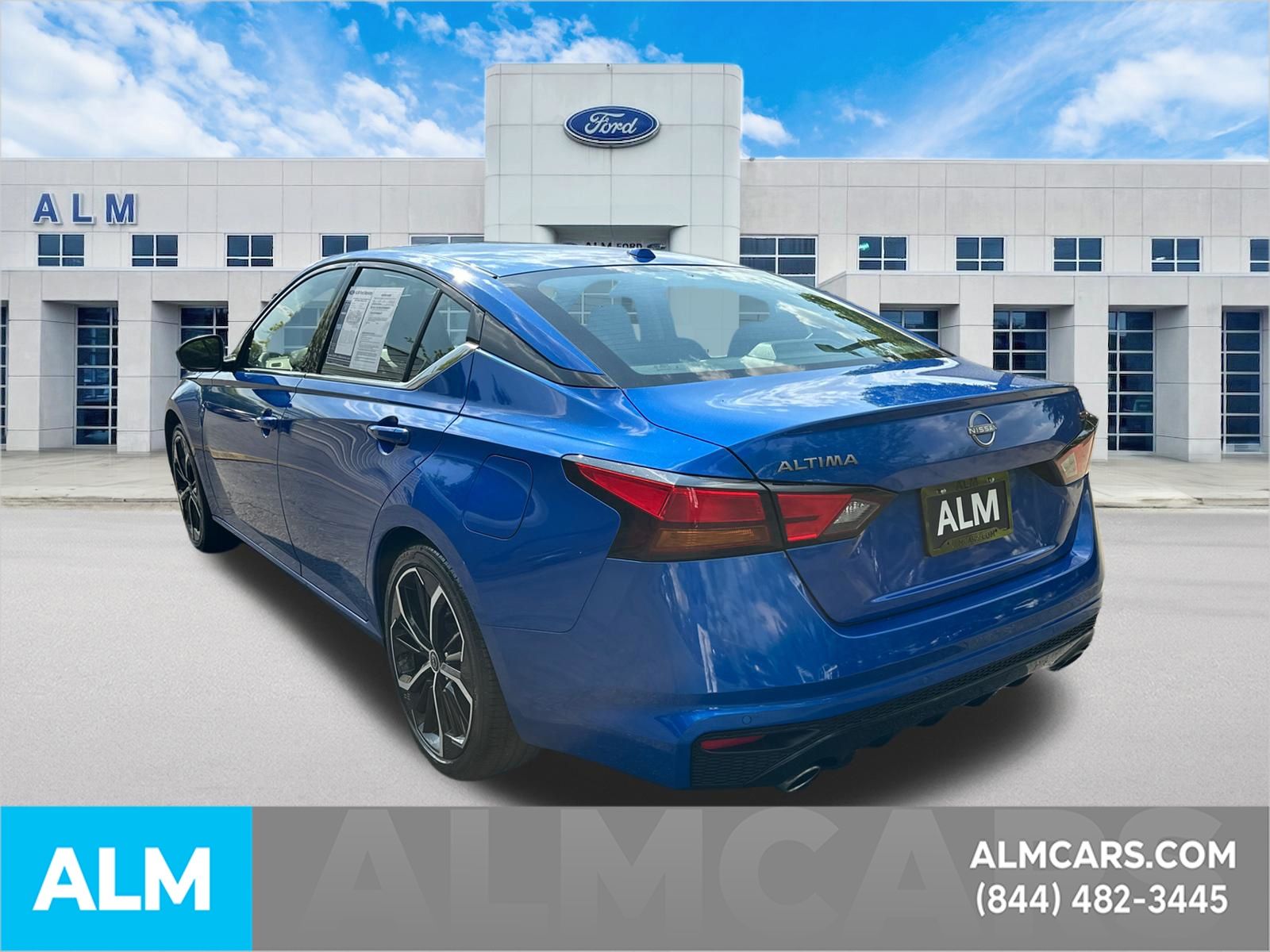 Used 2025 Blue Nissan 2.5 SR image 8