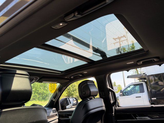 Used 2022 Metallic Jeep Series II image 11