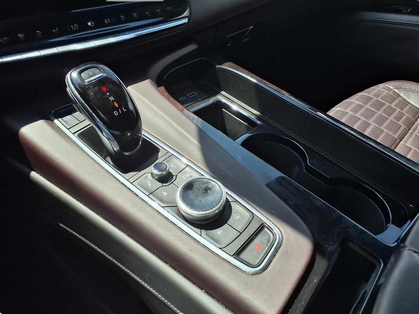2023 Cadillac Escalade Premium Luxury Platinum White at Bayway Cadillac Southwest