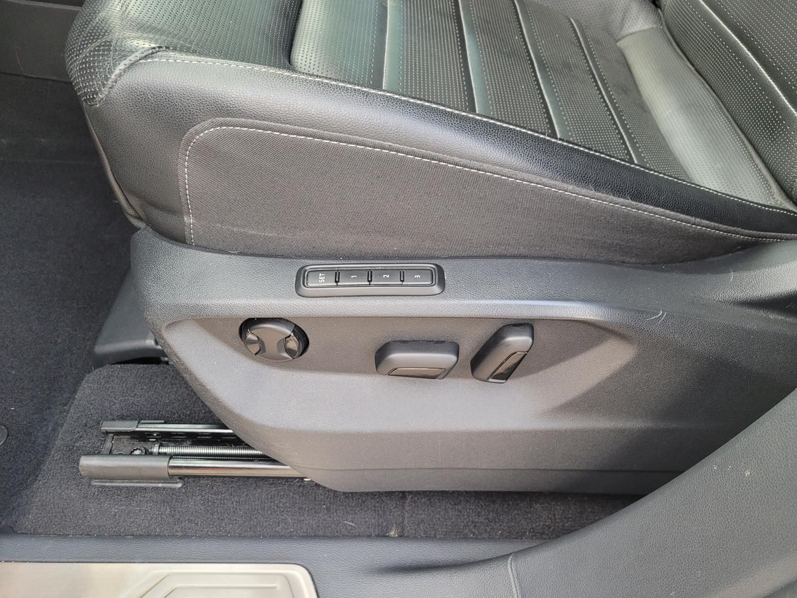 used 2019 Volkswagen Atlas car, priced at $19,000