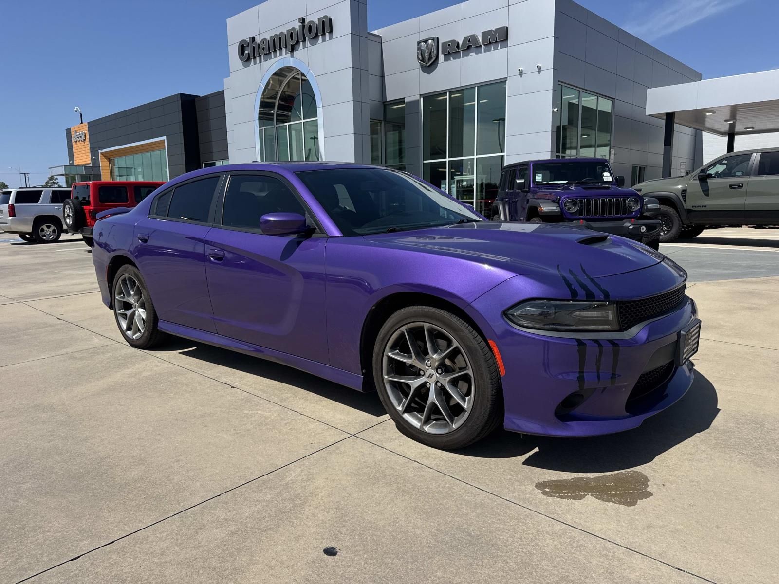Purple (Plum Crazy Pearlcoat) 2019 Dodge Charger Sedan Rear-Wheel Drive 8-Speed Automatic