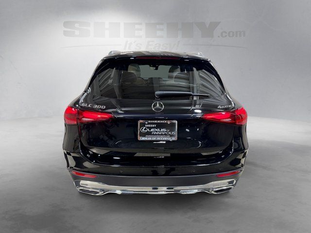 Used 2025 Black Mercedes-Benz GLC 300 image 15