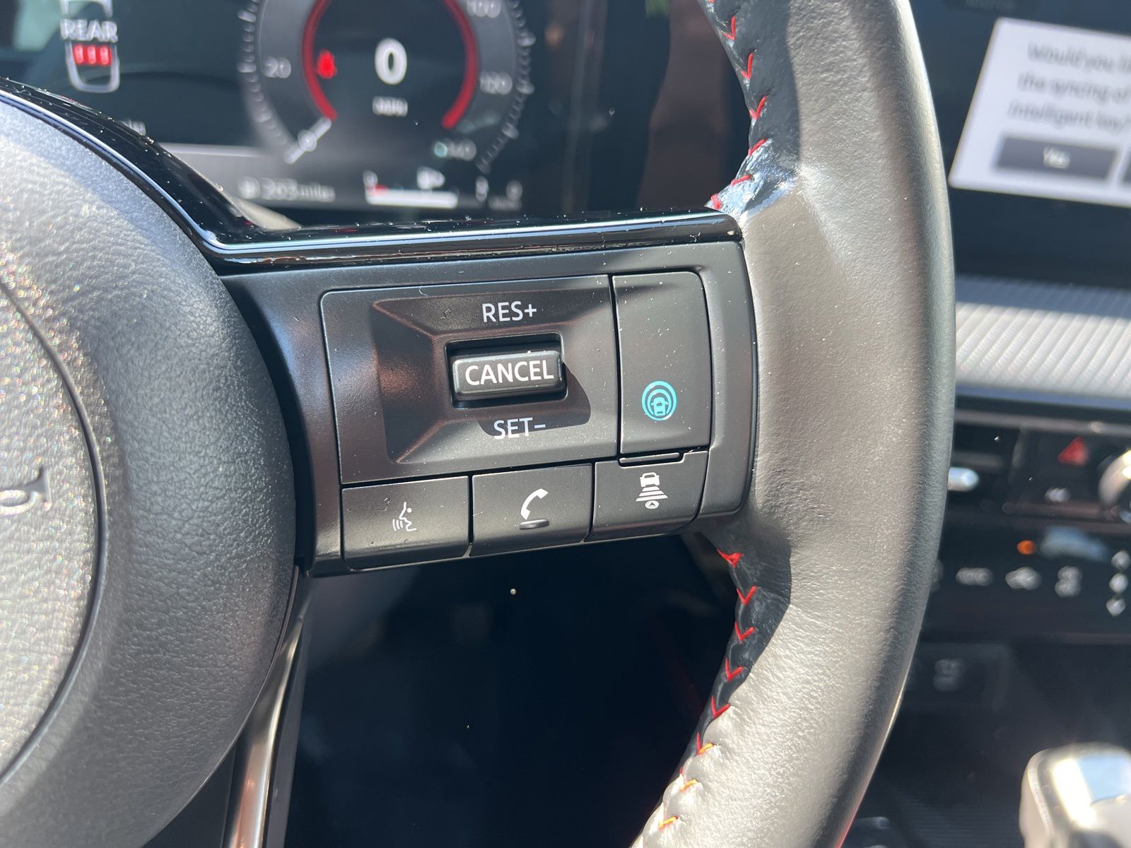 Used 2025 White Nissan SR image 25