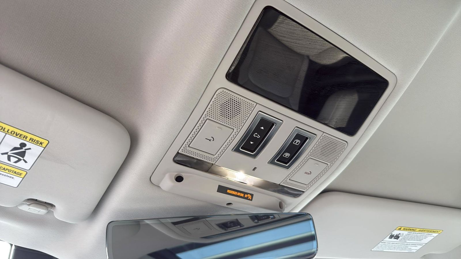 Used Car 2024 Land Rover Defender 130  X-dynamic Se For Sale Under $70,000 In Austin, Texas