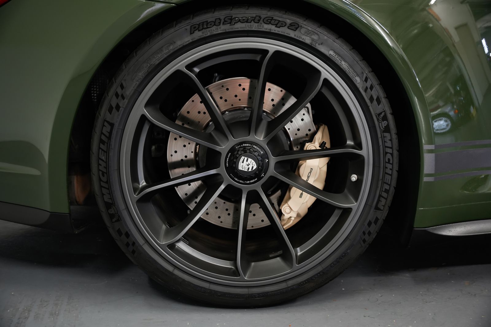 2019 Porsche 911 GT3 — photo 48