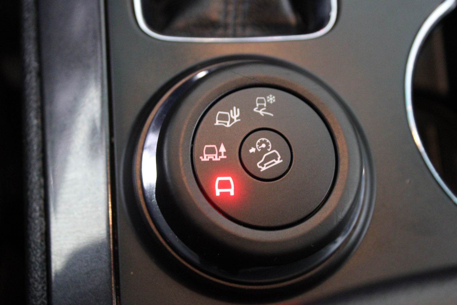 Used 2016 Gray Ford Sport image 31