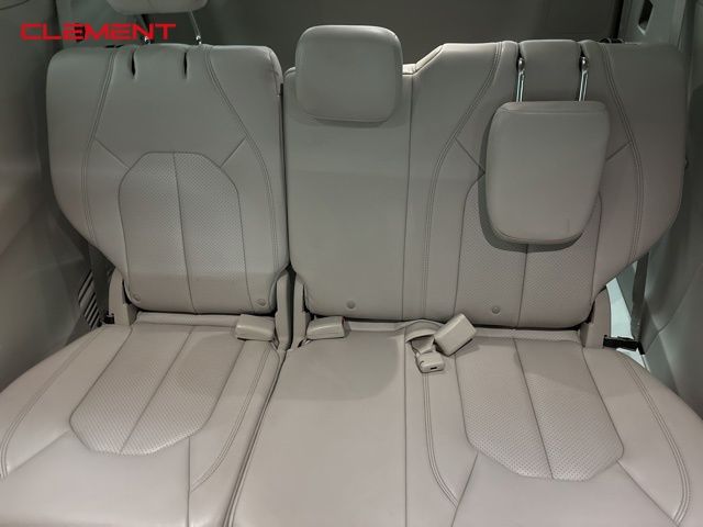 2021 Chrysler Voyager LXI 29