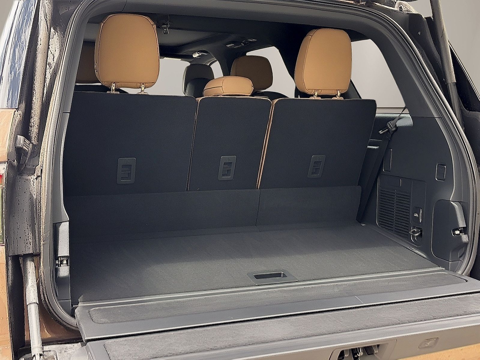New Copper Metallic 2026 Lincoln Navigator Black Label for Sale in
