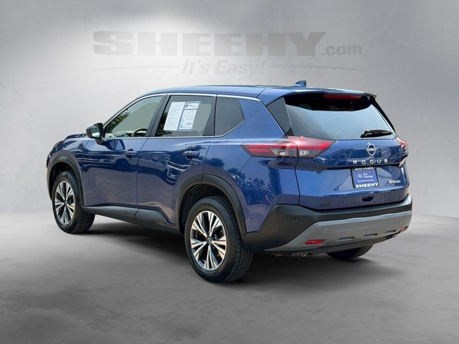 Used 2023 Blue Nissan SV image 13