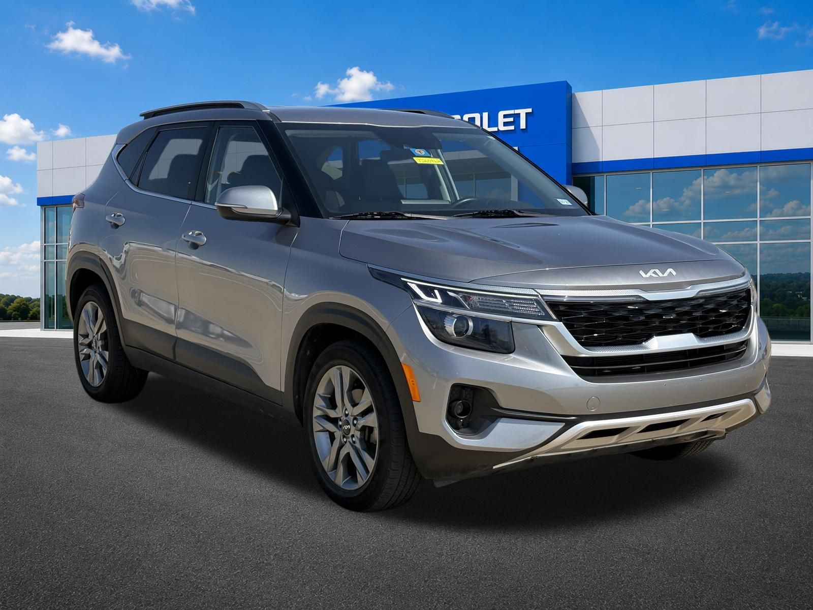 Steel Gray 2022 Kia Seltos SUV / Crossover Front-Wheel Drive Continuously Variable Transmission