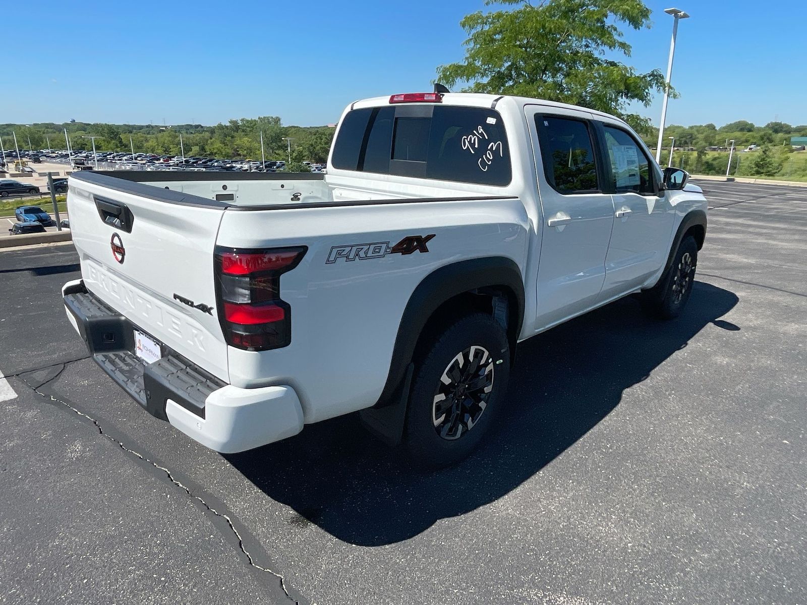 2024 Nissan Frontier PRO-4X 38