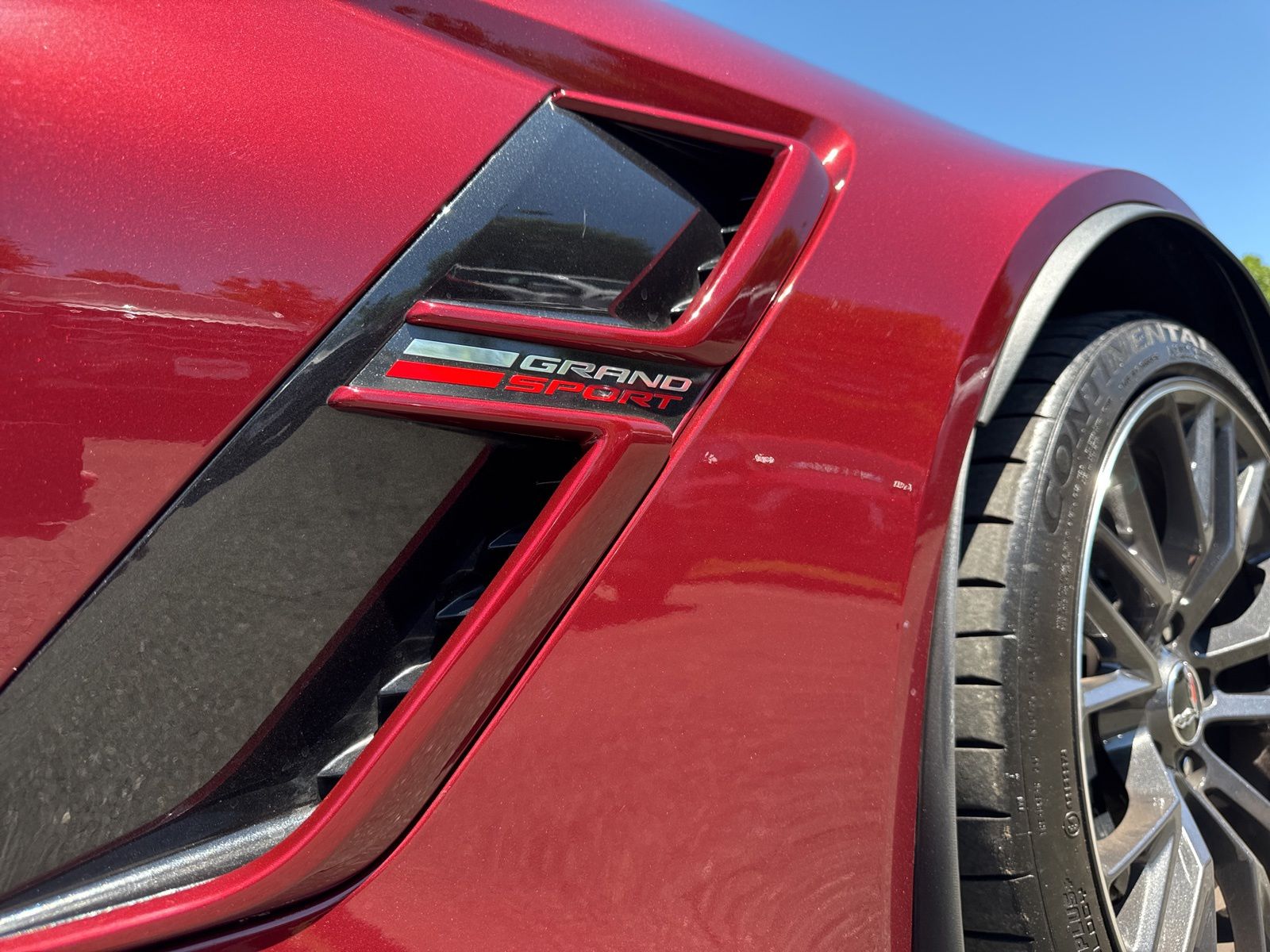 Used 2017 Long Beach Red Metallic Tintcoat Chevrolet Grand Sport image 26