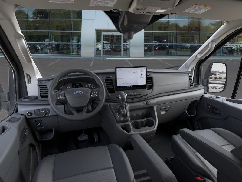 New 2025 Oxford White Ford Base image 9