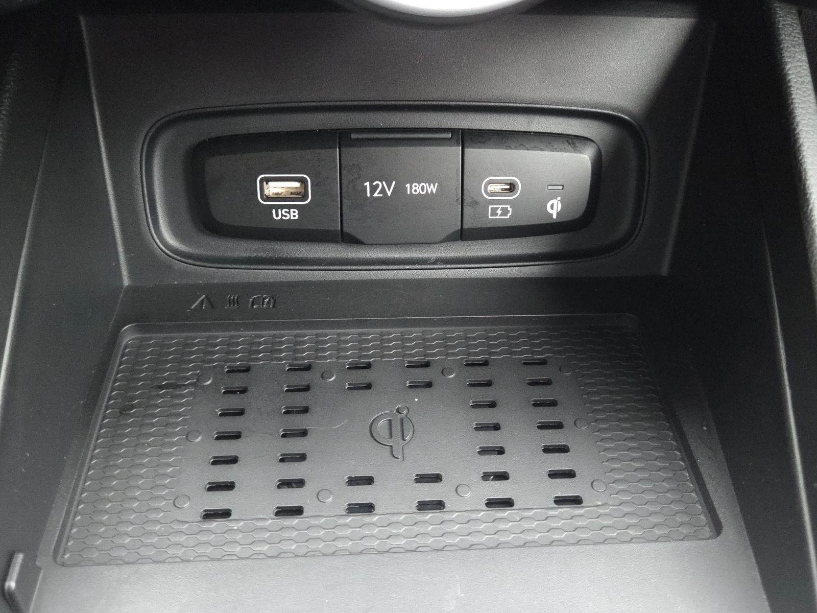 Used 2025 White Hyundai Limited image 25
