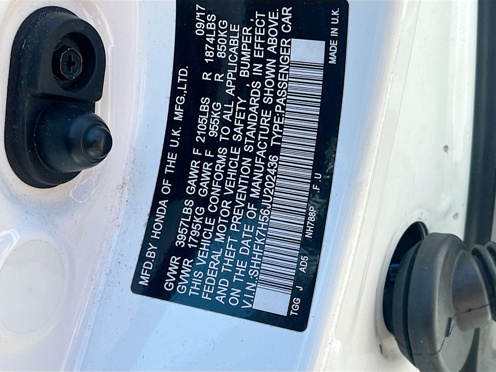 Used 2018  Honda EX image 31