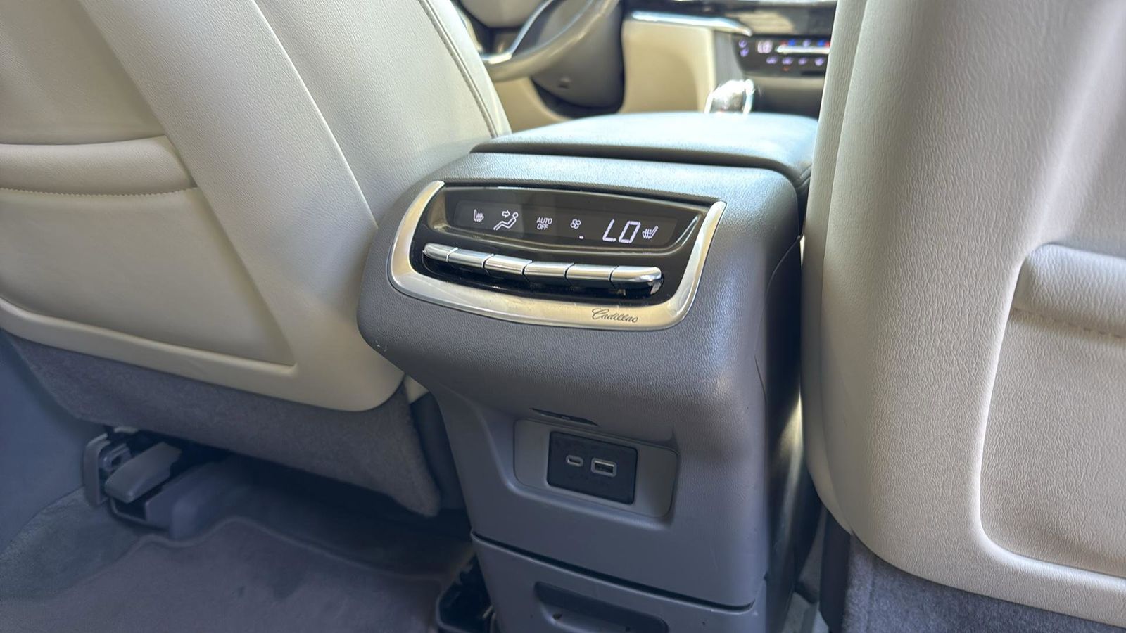 Used Car 2020 Cadillac Xt6  Premium Luxury For Sale Under $30,000 In Austin, Texas