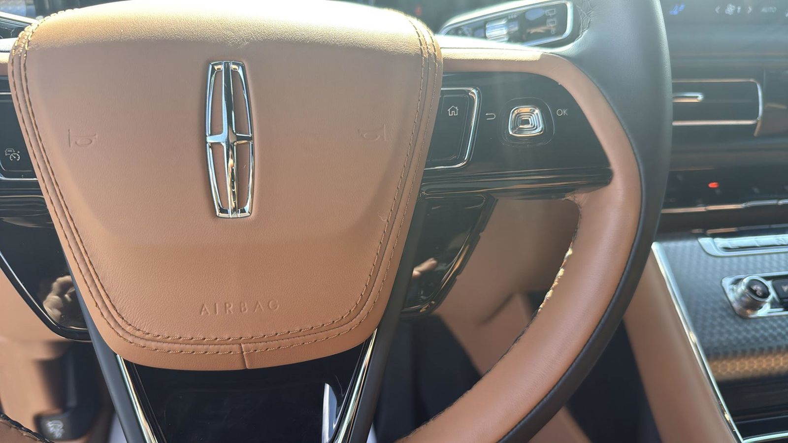 Used Car 2025 Lincoln Aviator  Black Label For Sale Under $80,000 In Austin, Texas